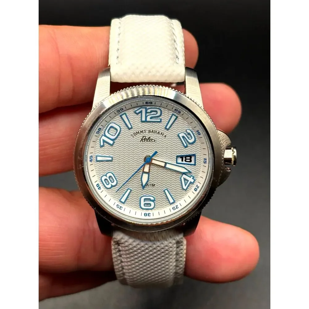 Tommy Bahama Relax RLX2017 Women’s 36mm White Blue Quartz Watch Full Set